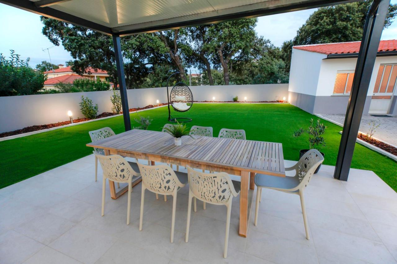 Modern Apartment With Garden Fátima Zewnętrze zdjęcie